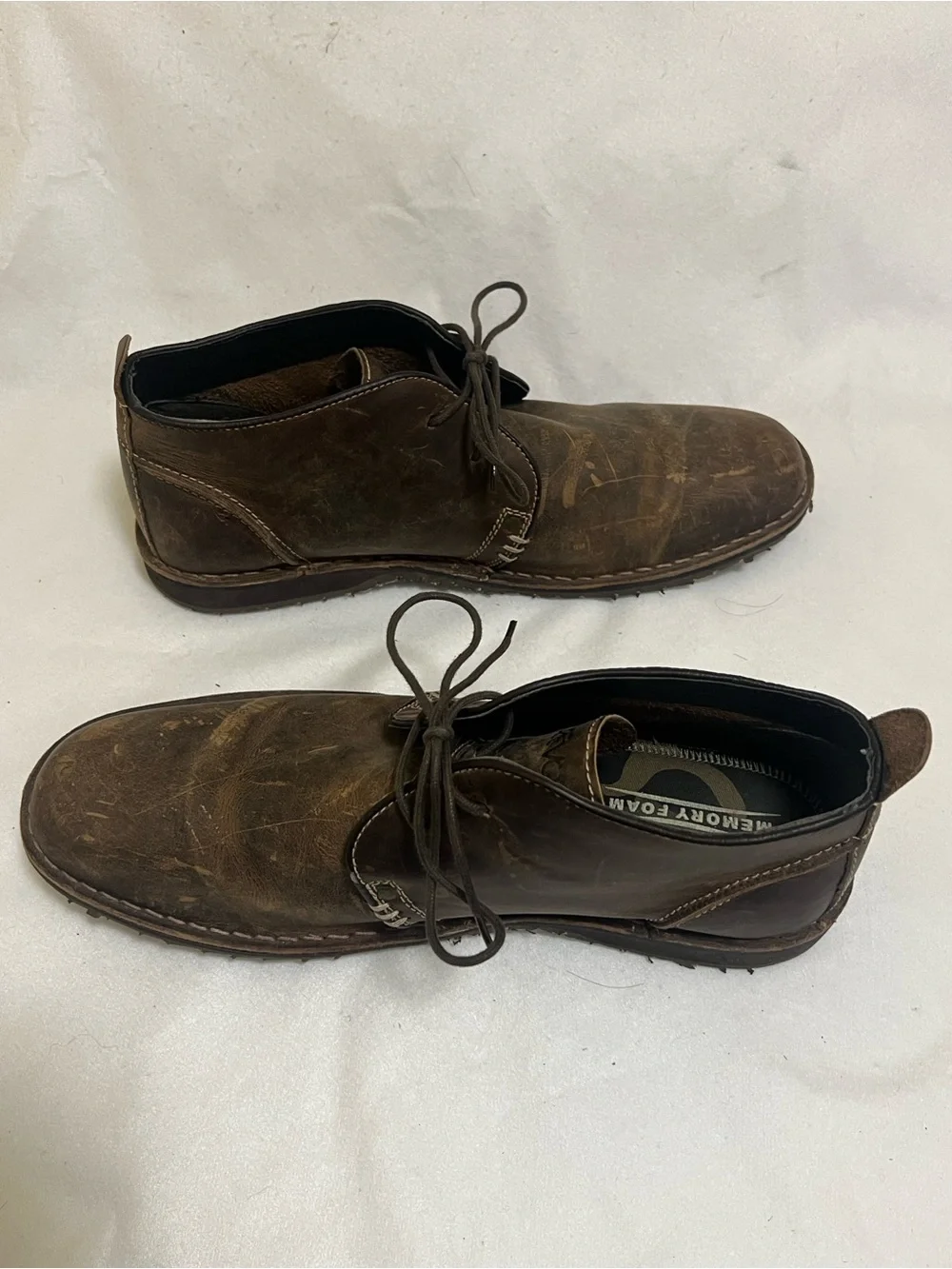 Crevo Brown Leather Lace-Up Chukka Boots